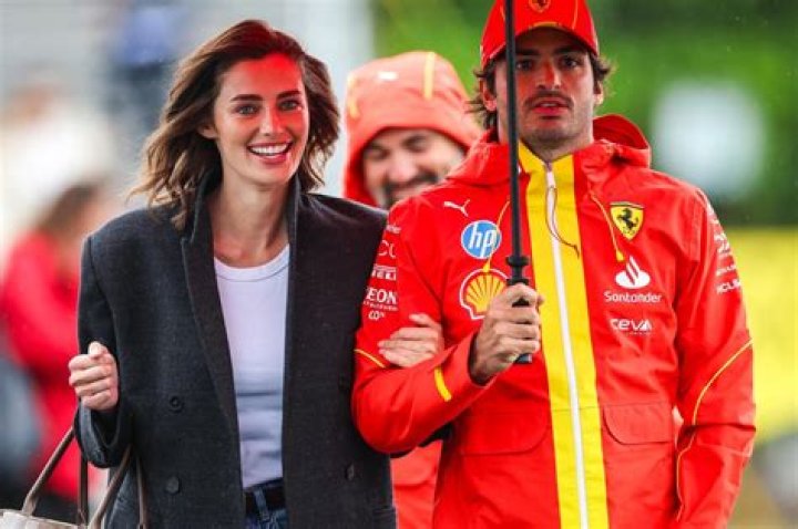 Carlos Sainz Girlfriend: A Deep Dive into the Life of the F1 Star's Love