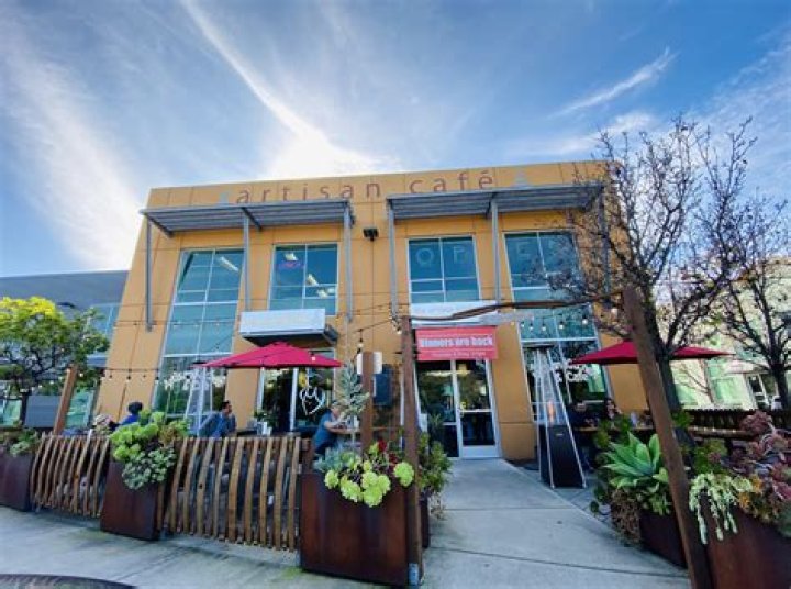 Discovering Johnny Black Public House in Sterling Heights: A Culinary Gem