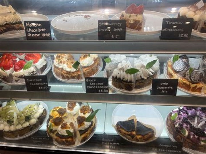 Discovering the Charm of Petit Four Dessert Café: A Slice of Heaven