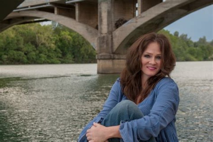 Sturgill Simpson's Wife: A Deep Dive into Their Relationship