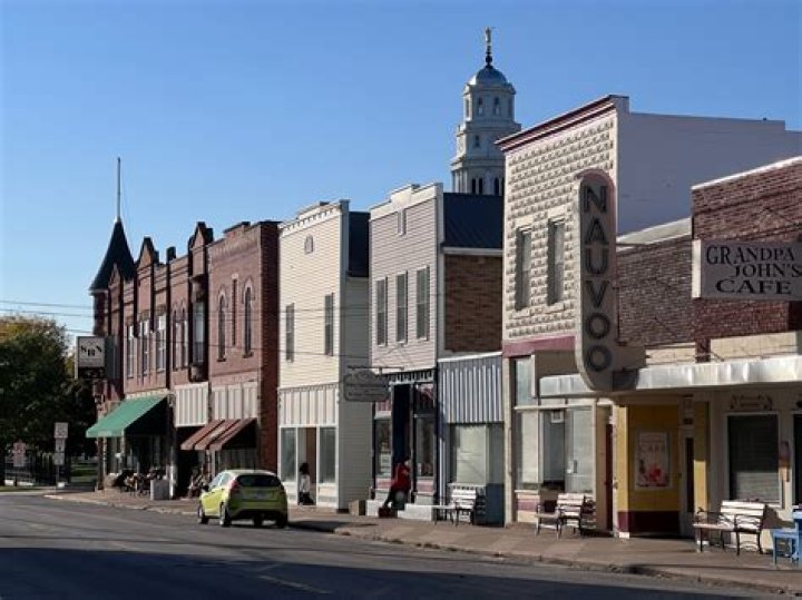 The Unfiltered Life of @smalltownbecky: A Window into Small-Town America